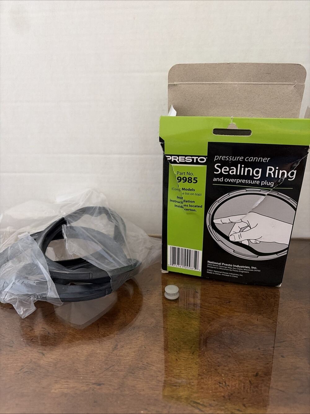 Presto 09985 Pressure Canner Sealing Ring Damaged Box